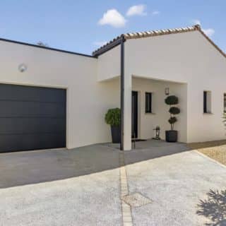 maison neuve Loire atlantique architecture traditionnelle et moderne
