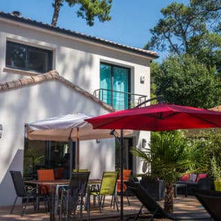 Maison neuve de 118 m² à étage avec piscine à Saint-Brevin-les-Pins - vue extérieure