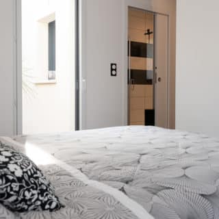 Chambre lumineuse dans une maison neuve avec patio à Saint-Herblain