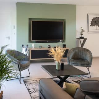 Couloir intérieur dans une maison neuve - salon contemporain à Saint-Herblain